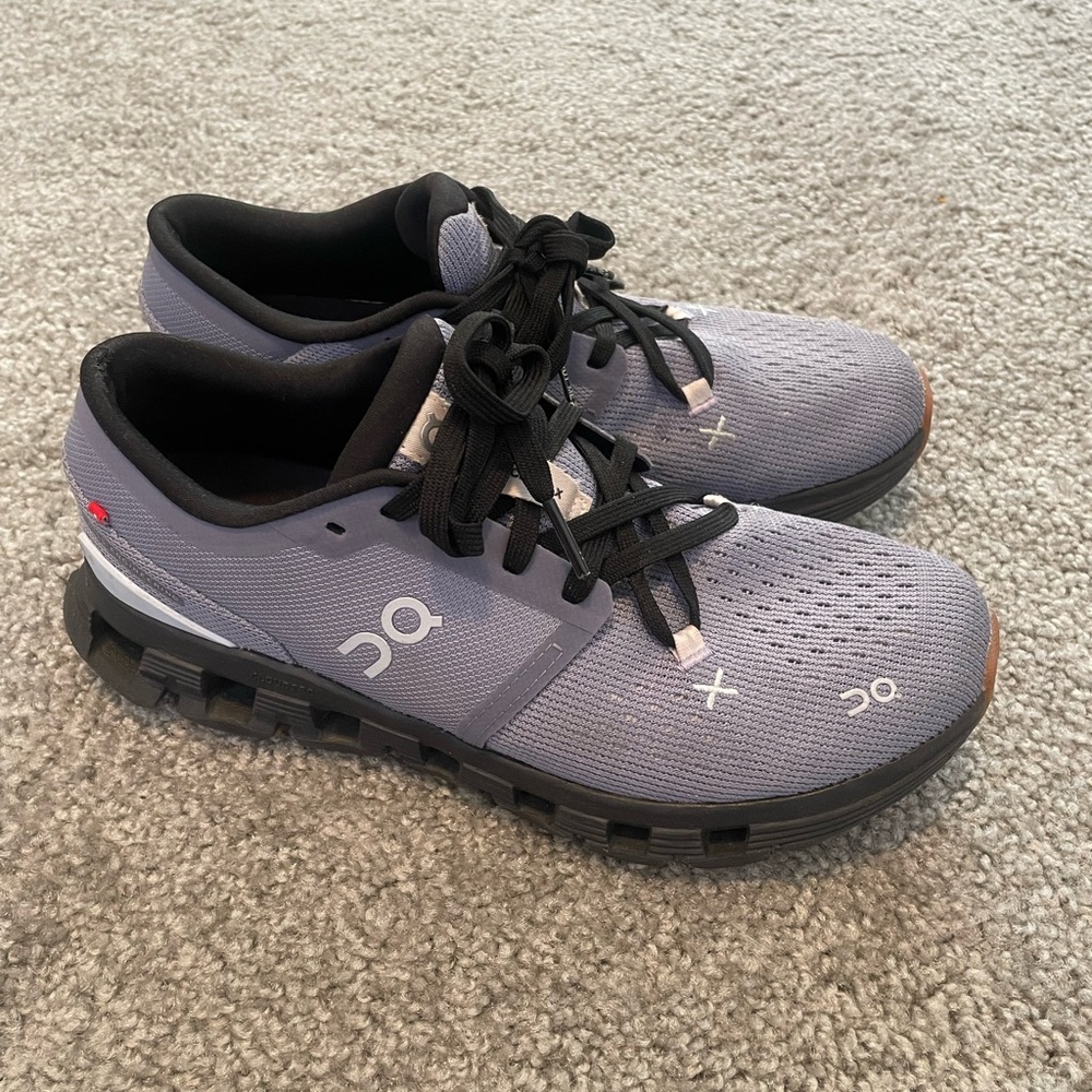 On Running Lavender and Black Women's Athletic Running Shoes - Picture 6 of 6